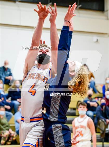 Thumbnail 3 in Whitman @ Livonia photogallery.
