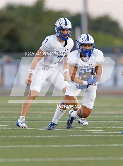 Thumbnail 3 in Van Alstyne @ Alvarado photogallery.