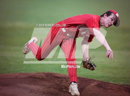 Thumbnail 3 in West Union vs Pine Grove (MHSAA 1A Round 3 - Game 1) photogallery.