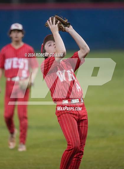 Thumbnail 3 in West Union vs Pine Grove (MHSAA 1A Round 3 - Game 1) photogallery.