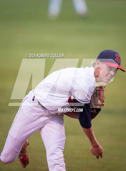 Thumbnail 3 in West Union vs Pine Grove (MHSAA 1A Round 3 - Game 1) photogallery.