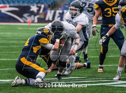 Thumbnail 3 in Cohasset vs. Littleton (MIAA Division 6 Final) photogallery.