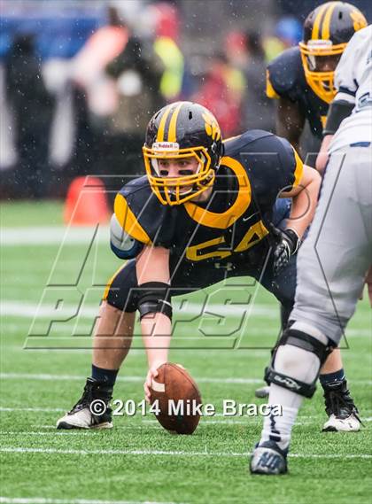 Thumbnail 1 in Cohasset vs. Littleton (MIAA Division 6 Final) photogallery.