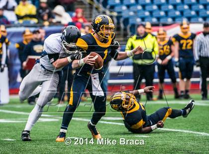Thumbnail 3 in Cohasset vs. Littleton (MIAA Division 6 Final) photogallery.