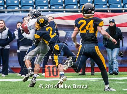 Thumbnail 1 in Cohasset vs. Littleton (MIAA Division 6 Final) photogallery.