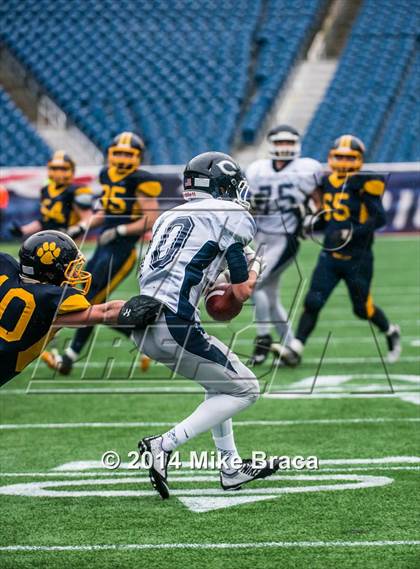 Thumbnail 2 in Cohasset vs. Littleton (MIAA Division 6 Final) photogallery.