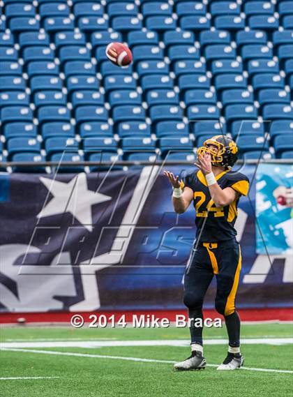 Thumbnail 2 in Cohasset vs. Littleton (MIAA Division 6 Final) photogallery.