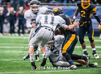 Thumbnail 2 in Cohasset vs. Littleton (MIAA Division 6 Final) photogallery.