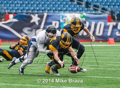 Thumbnail 2 in Cohasset vs. Littleton (MIAA Division 6 Final) photogallery.