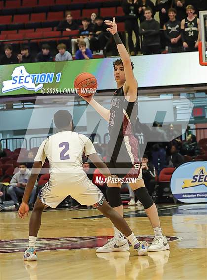 Thumbnail 2 in New Rochelle vs. Scarsdale (NYSPHSAA Section 1 Class AAA Semifinal) photogallery.