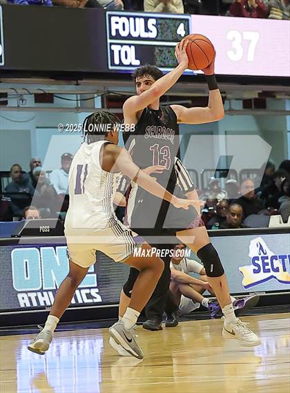 Thumbnail 1 in New Rochelle vs. Scarsdale (NYSPHSAA Section 1 Class AAA Semifinal) photogallery.
