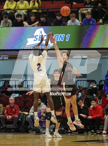 Thumbnail 2 in New Rochelle vs. Scarsdale (NYSPHSAA Section 1 Class AAA Semifinal) photogallery.