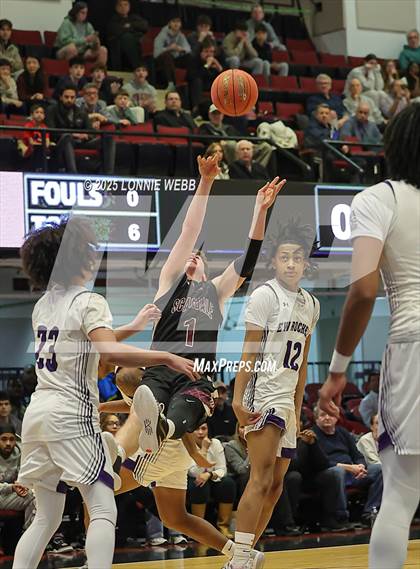 Thumbnail 3 in New Rochelle vs. Scarsdale (NYSPHSAA Section 1 Class AAA Semifinal) photogallery.