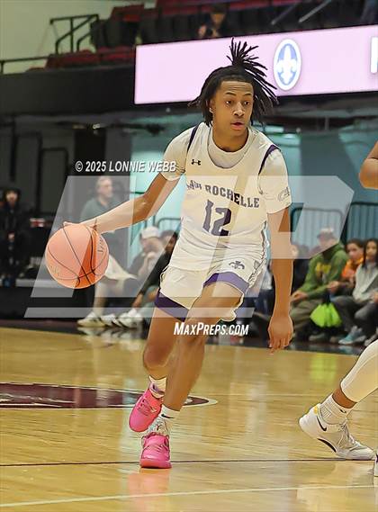 Thumbnail 2 in New Rochelle vs. Scarsdale (NYSPHSAA Section 1 Class AAA Semifinal) photogallery.