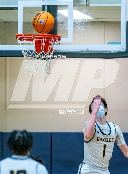 Thumbnail 3 in Westminster Catawba Christian vs Northwood Temple Academy (NCISAA 2A Semifinal) photogallery.
