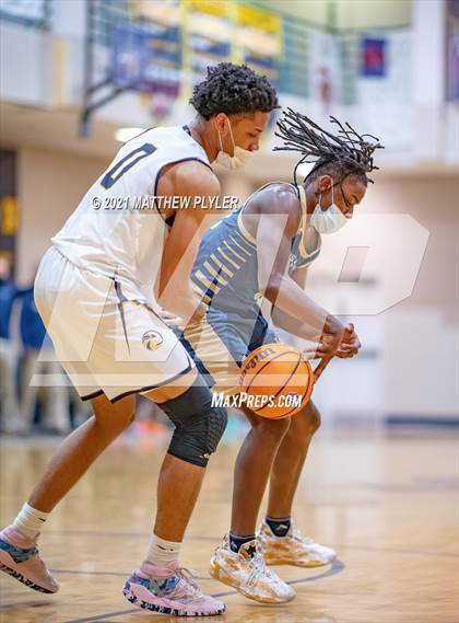 Thumbnail 2 in Westminster Catawba Christian vs Northwood Temple Academy (NCISAA 2A Semifinal) photogallery.