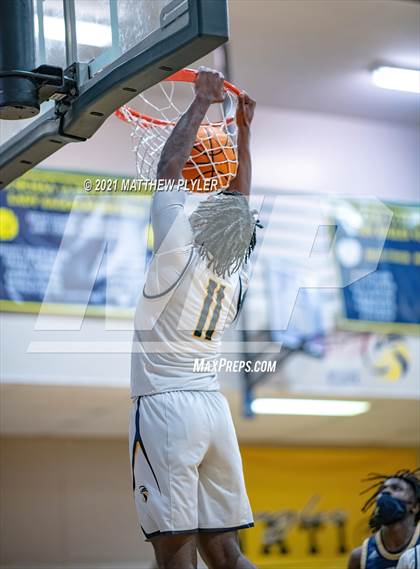 Thumbnail 3 in Westminster Catawba Christian vs Northwood Temple Academy (NCISAA 2A Semifinal) photogallery.