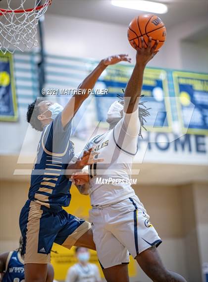 Thumbnail 1 in Westminster Catawba Christian vs Northwood Temple Academy (NCISAA 2A Semifinal) photogallery.