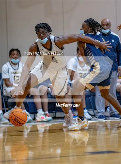 Thumbnail 3 in Westminster Catawba Christian vs Northwood Temple Academy (NCISAA 2A Semifinal) photogallery.