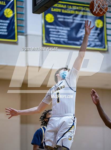 Thumbnail 3 in Westminster Catawba Christian vs Northwood Temple Academy (NCISAA 2A Semifinal) photogallery.