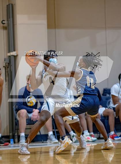 Thumbnail 2 in Westminster Catawba Christian vs Northwood Temple Academy (NCISAA 2A Semifinal) photogallery.