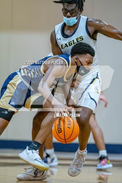Thumbnail 1 in Westminster Catawba Christian vs Northwood Temple Academy (NCISAA 2A Semifinal) photogallery.