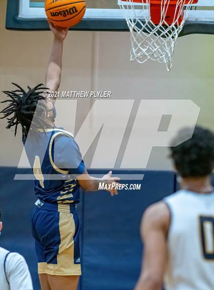 Thumbnail 2 in Westminster Catawba Christian vs Northwood Temple Academy (NCISAA 2A Semifinal) photogallery.