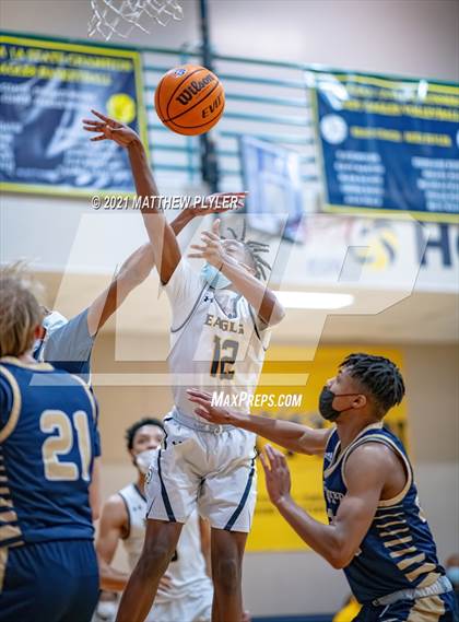 Thumbnail 1 in Westminster Catawba Christian vs Northwood Temple Academy (NCISAA 2A Semifinal) photogallery.