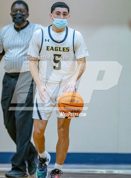Thumbnail 2 in Westminster Catawba Christian vs Northwood Temple Academy (NCISAA 2A Semifinal) photogallery.