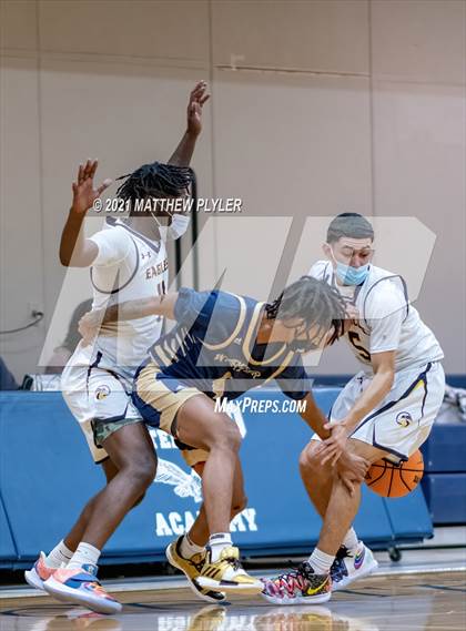 Thumbnail 1 in Westminster Catawba Christian vs Northwood Temple Academy (NCISAA 2A Semifinal) photogallery.