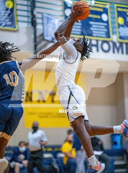 Thumbnail 3 in Westminster Catawba Christian vs Northwood Temple Academy (NCISAA 2A Semifinal) photogallery.