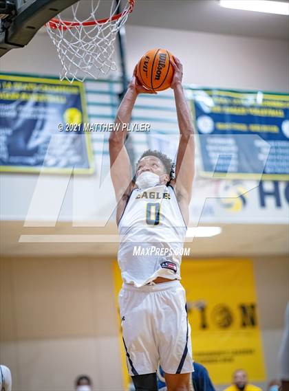 Thumbnail 2 in Westminster Catawba Christian vs Northwood Temple Academy (NCISAA 2A Semifinal) photogallery.