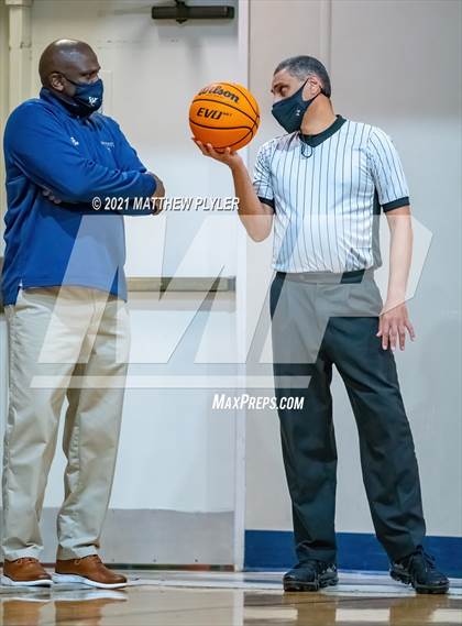 Thumbnail 3 in Westminster Catawba Christian vs Northwood Temple Academy (NCISAA 2A Semifinal) photogallery.