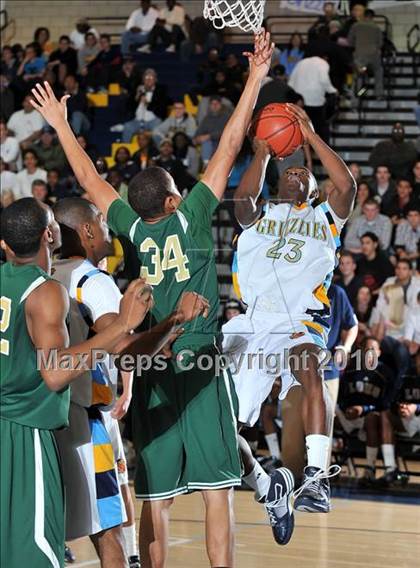 Thumbnail 2 in Poly @ Los Osos (CIF SS Playoffs) photogallery.