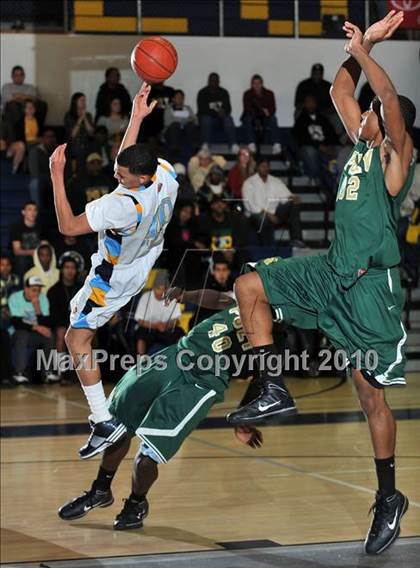 Thumbnail 2 in Poly @ Los Osos (CIF SS Playoffs) photogallery.