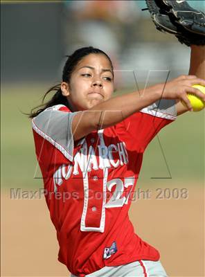 Thumbnail 2 in Mater Dei vs. Santiago (Santiago Spring Fling) photogallery.