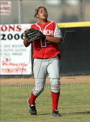 Thumbnail 1 in Mater Dei vs. Santiago (Santiago Spring Fling) photogallery.