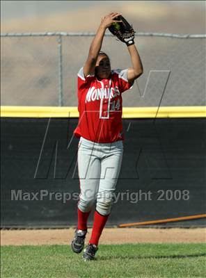 Thumbnail 2 in Mater Dei vs. Santiago (Santiago Spring Fling) photogallery.