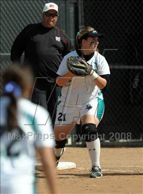 Thumbnail 2 in Mater Dei vs. Santiago (Santiago Spring Fling) photogallery.