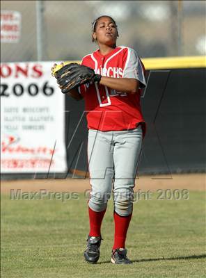 Thumbnail 2 in Mater Dei vs. Santiago (Santiago Spring Fling) photogallery.