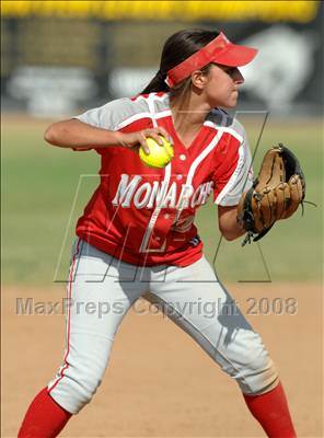Thumbnail 3 in Mater Dei vs. Santiago (Santiago Spring Fling) photogallery.