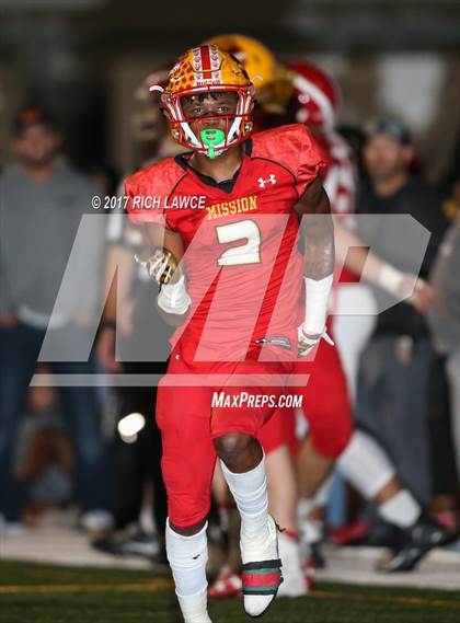 Thumbnail 2 in Mater Dei @ Mission Viejo  (CIF SS D1 Semifinal) photogallery.