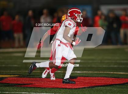 Thumbnail 3 in Mater Dei @ Mission Viejo  (CIF SS D1 Semifinal) photogallery.