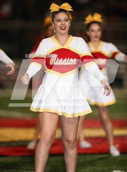 Thumbnail 3 in Mater Dei @ Mission Viejo  (CIF SS D1 Semifinal) photogallery.