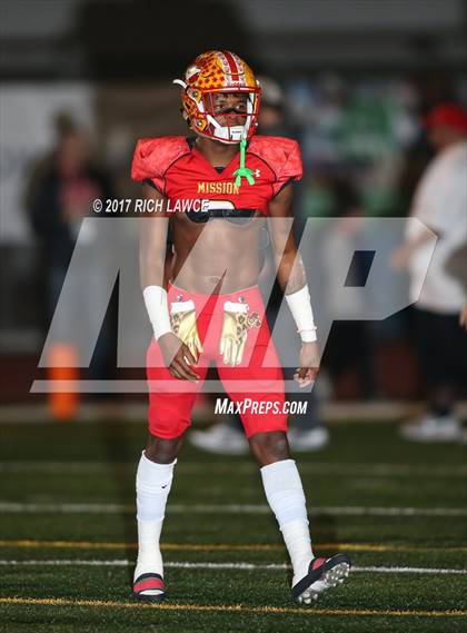Thumbnail 2 in Mater Dei @ Mission Viejo  (CIF SS D1 Semifinal) photogallery.