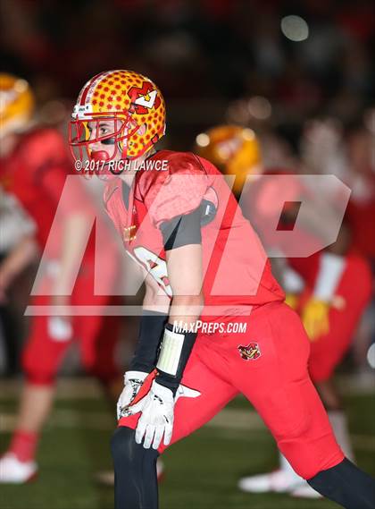 Thumbnail 2 in Mater Dei @ Mission Viejo  (CIF SS D1 Semifinal) photogallery.