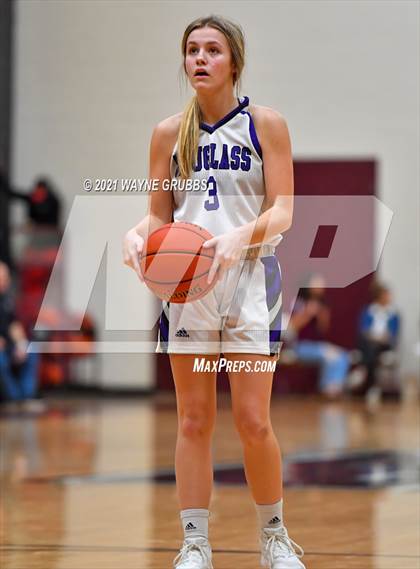 Thumbnail 3 in Lipan vs Douglass (Tenaha Holiday Hoops Classic) photogallery.