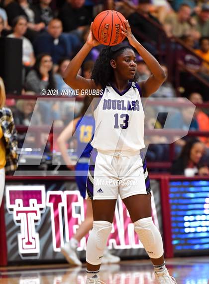 Thumbnail 1 in Lipan vs Douglass (Tenaha Holiday Hoops Classic) photogallery.