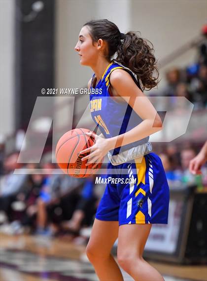 Thumbnail 3 in Lipan vs Douglass (Tenaha Holiday Hoops Classic) photogallery.