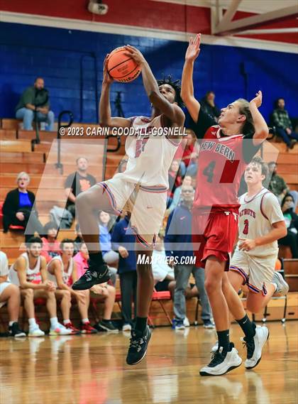 Thumbnail 3 in New Bern @ West Carteret photogallery.